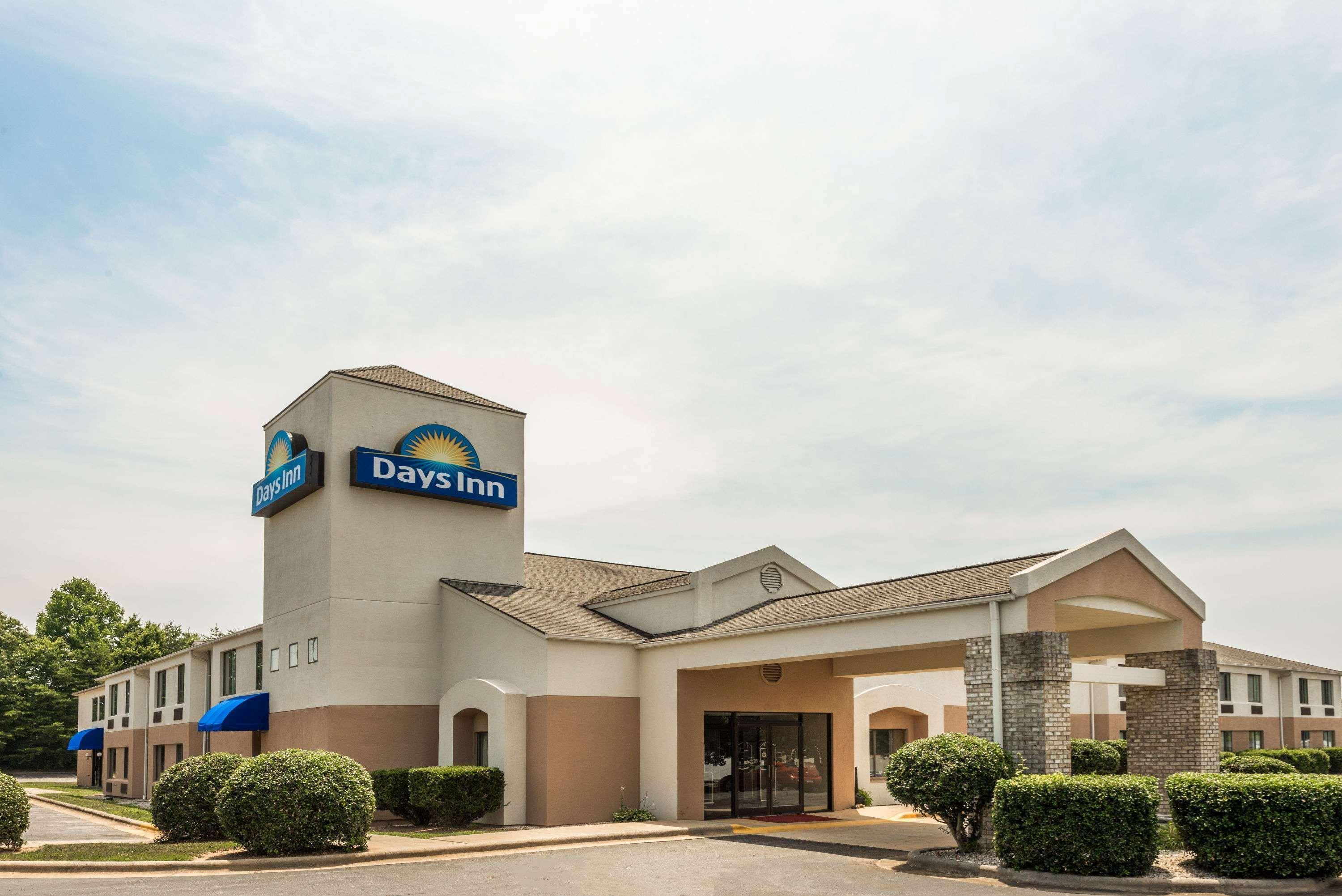 Days Inn By Wyndham Yadkinville מראה חיצוני תמונה